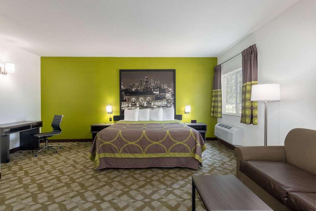 Super 8 By Wyndham De Soto Hotel Szoba fotó