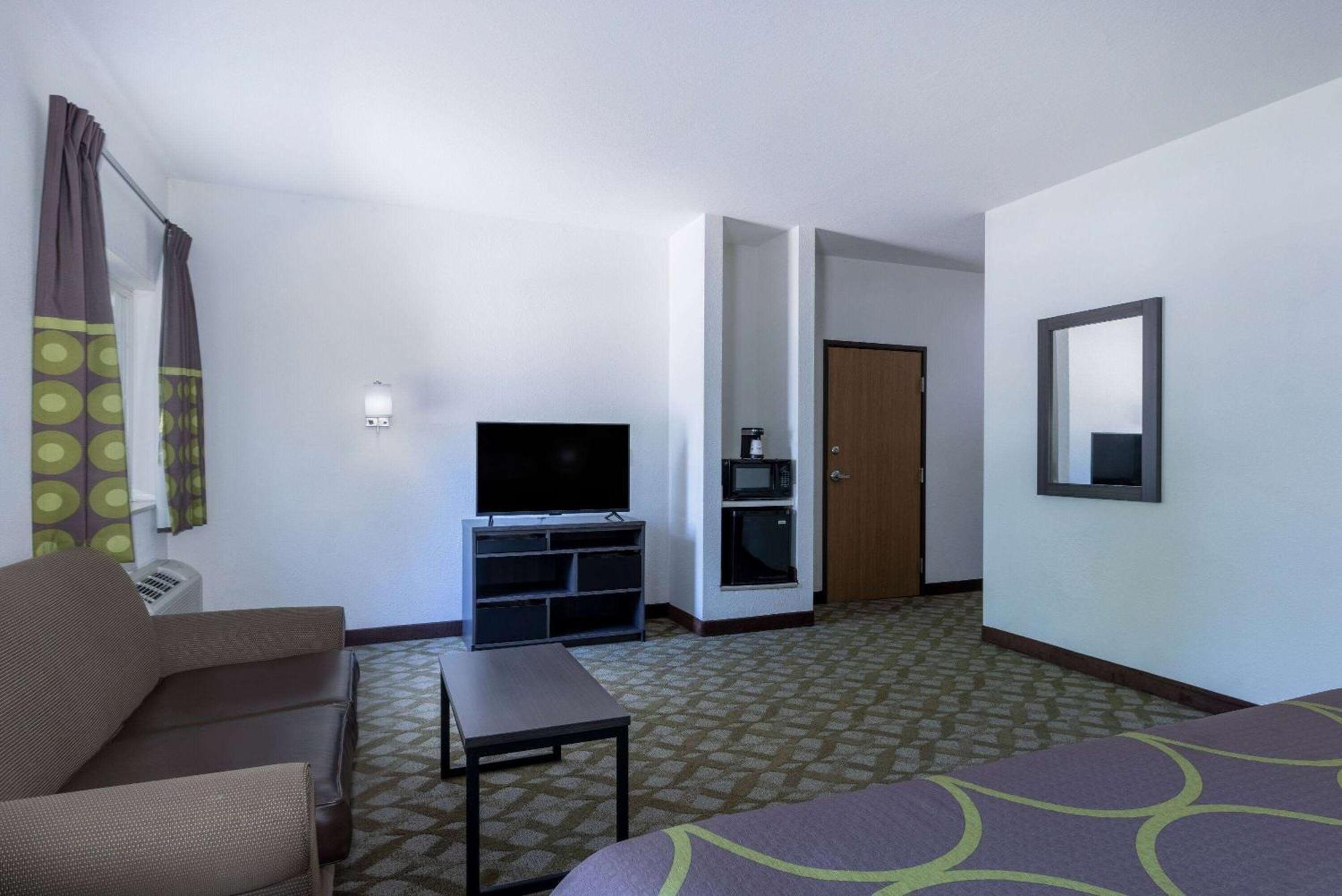 Super 8 By Wyndham De Soto Hotel Kültér fotó